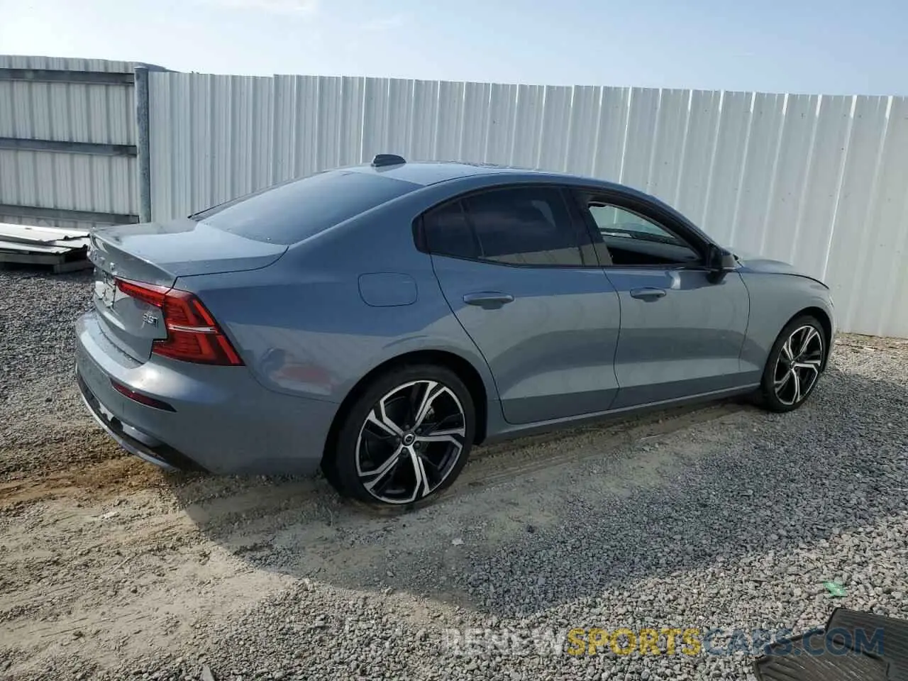 3 Photograph of a damaged car 7JRL12TK4RG323010 VOLVO S60 CORE 2024