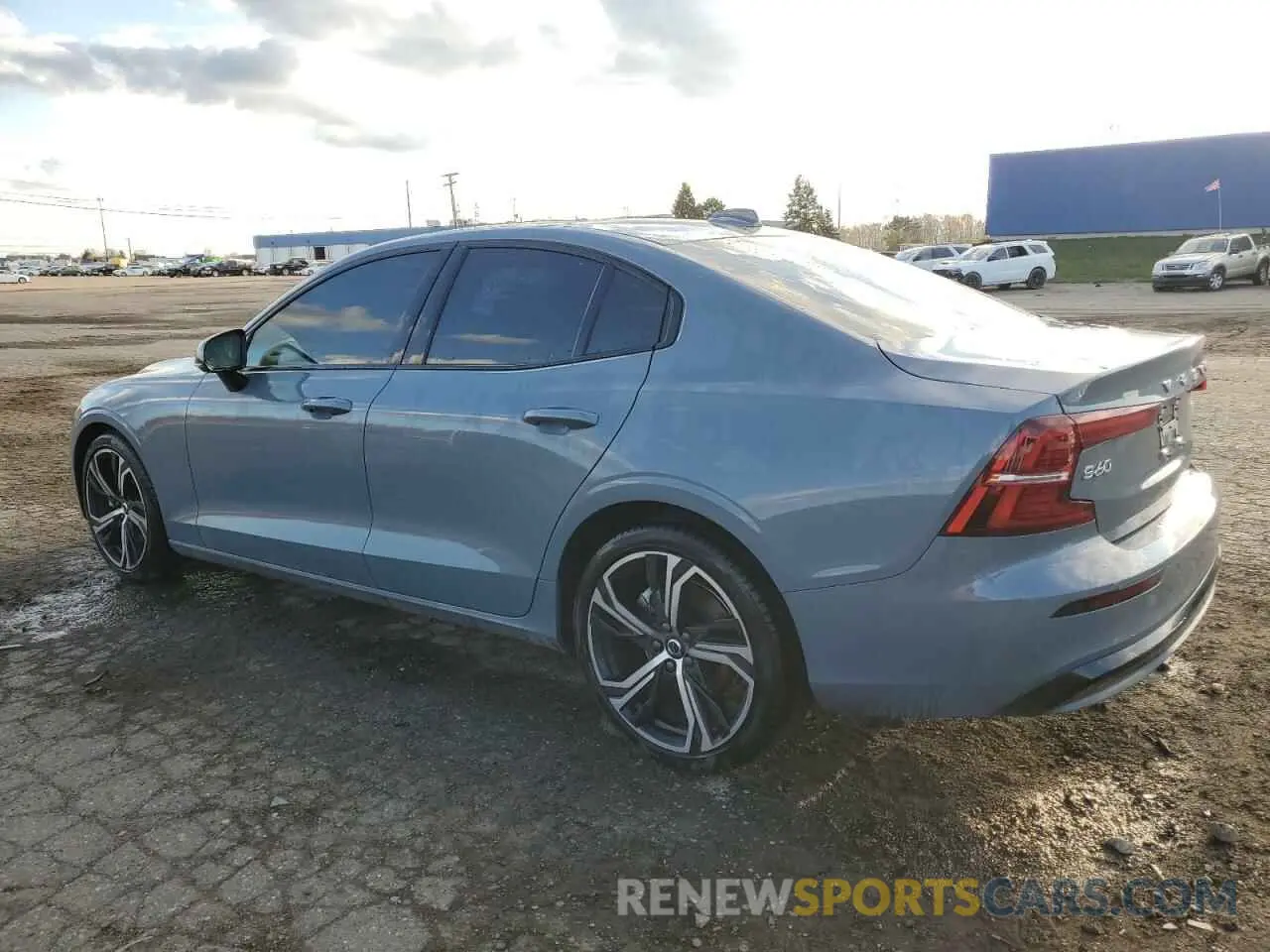 2 Photograph of a damaged car 7JRL12TK5RG319774 VOLVO S60 CORE 2024