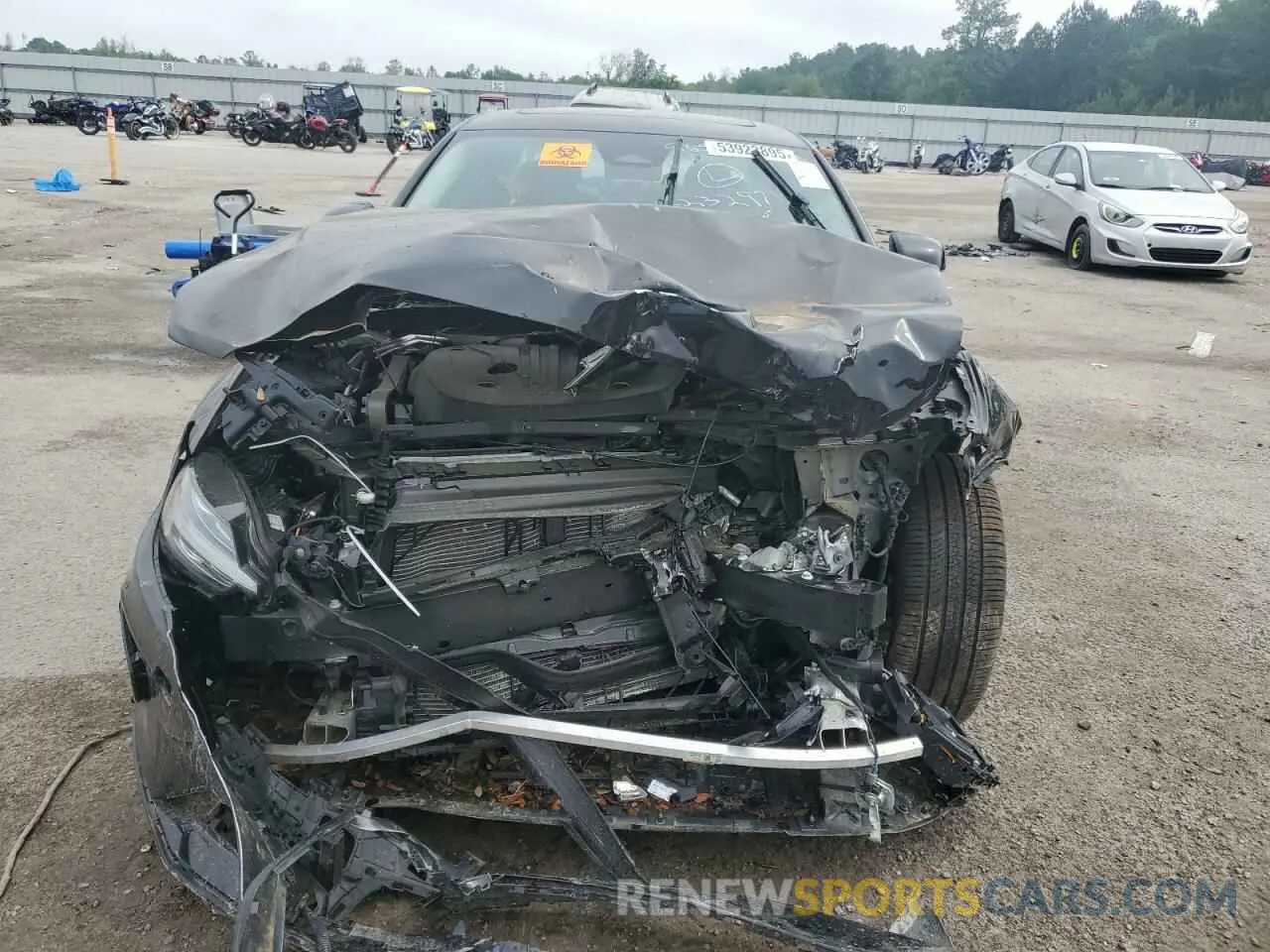 5 Photograph of a damaged car 7JRL12TK6RG323297 VOLVO S60 CORE 2024
