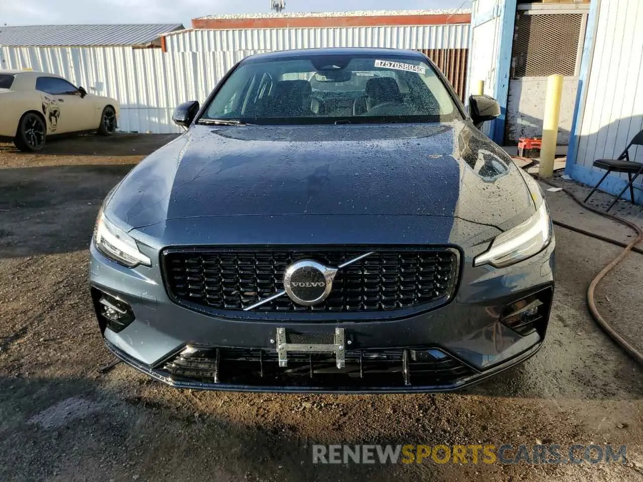 5 Photograph of a damaged car 7JRL12FJ7SG364479 VOLVO S60 CORE 2025