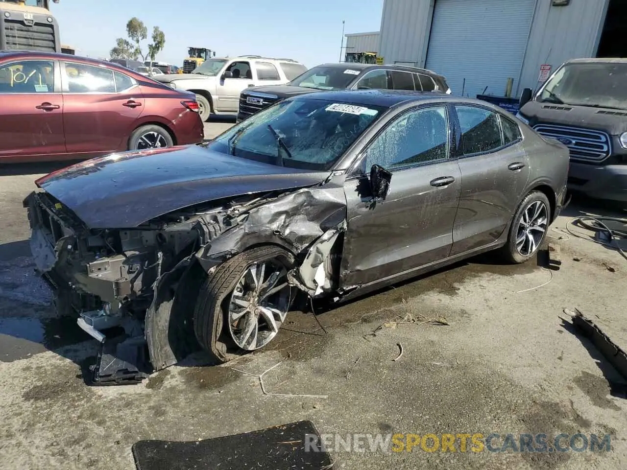 1 Photograph of a damaged car 7JRL12FJ9SG364760 VOLVO S60 CORE 2025