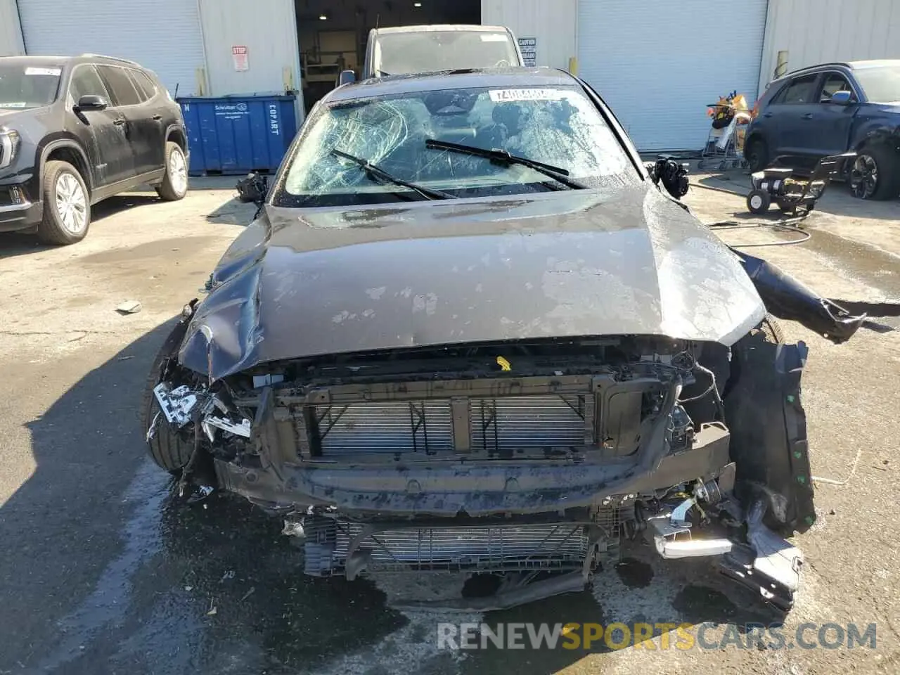 5 Photograph of a damaged car 7JRL12FJ9SG364760 VOLVO S60 CORE 2025