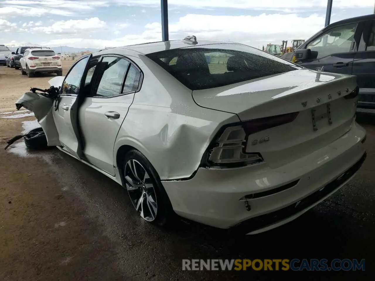 2 Photograph of a damaged car 7JRL12GJXSG364362 VOLVO S60 CORE 2025