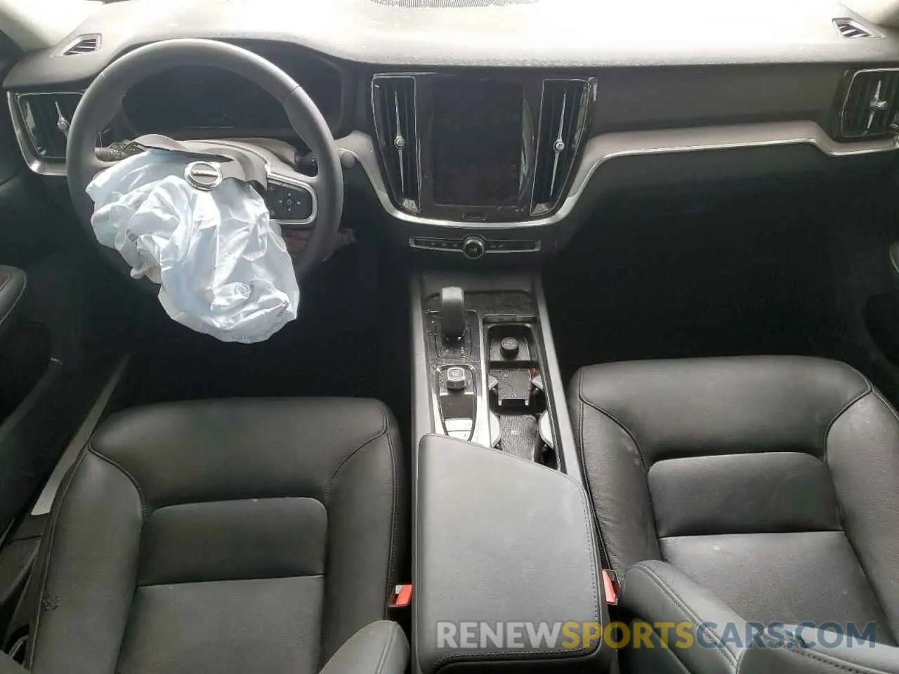 8 Photograph of a damaged car 7JRL12GJXSG364362 VOLVO S60 CORE 2025