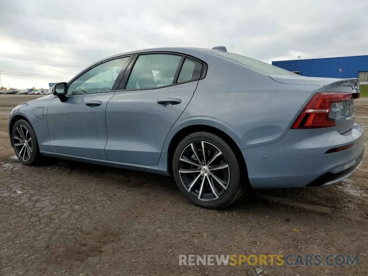 2 Photograph of a damaged car 7JRH60FL8PG251225 VOLVO S60 PLUS 2023