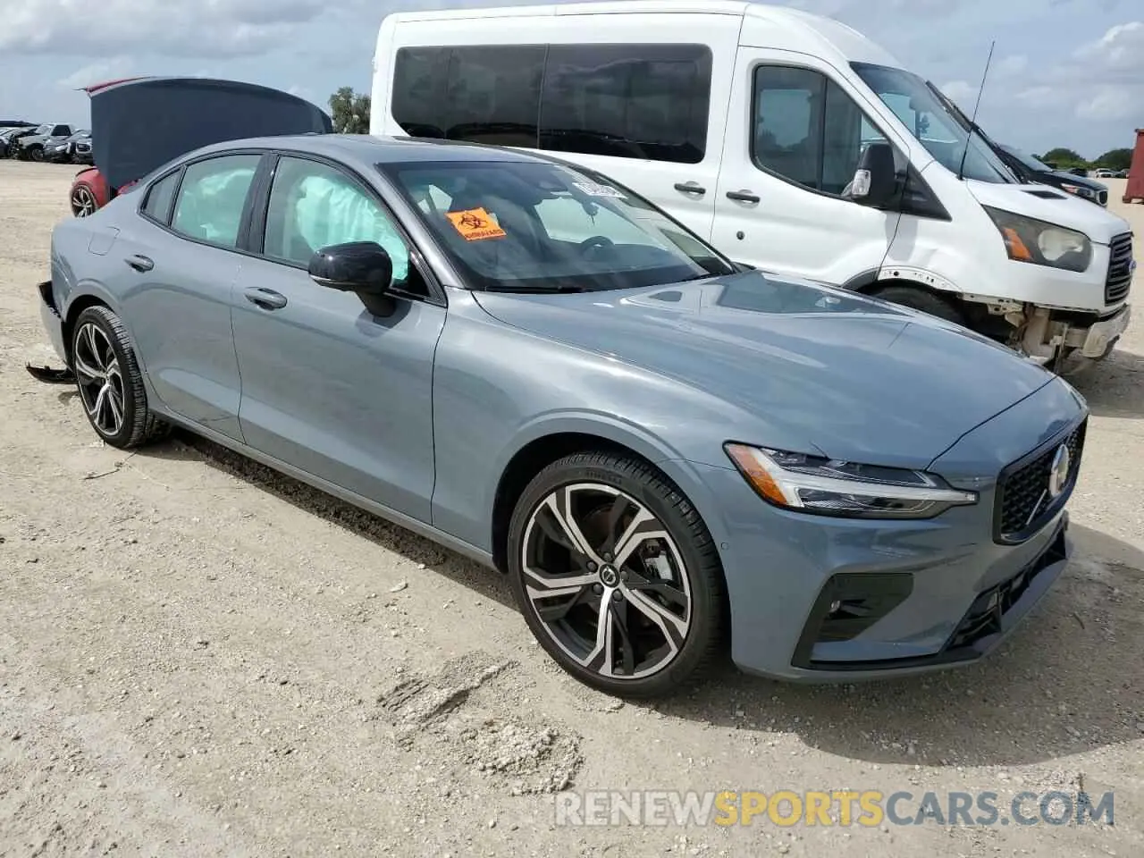 4 Photograph of a damaged car 7JRL12FL2PG249071 VOLVO S60 PLUS 2023