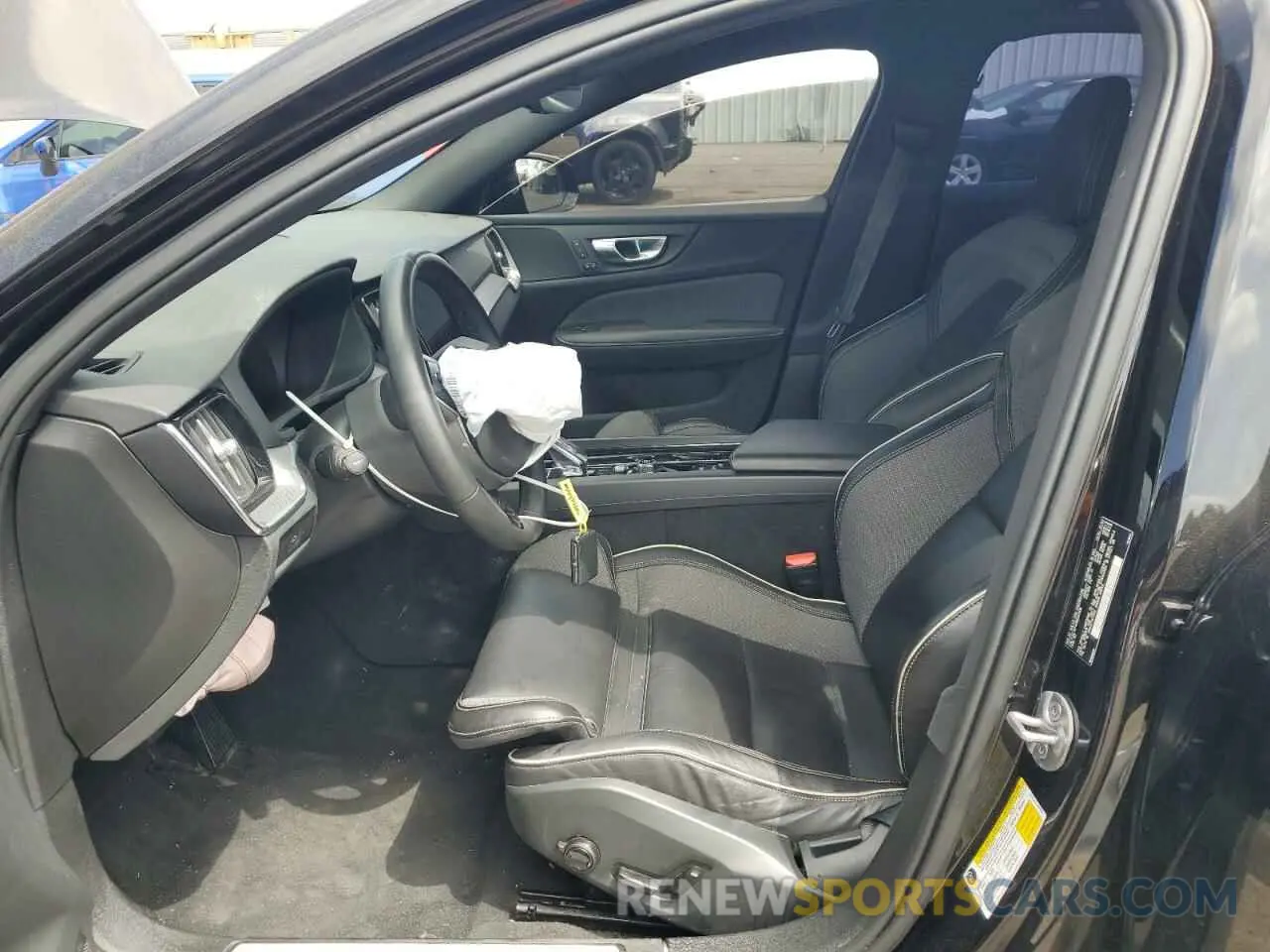 7 Photograph of a damaged car 7JRL12FH0RG291009 VOLVO S60 PLUS 2024