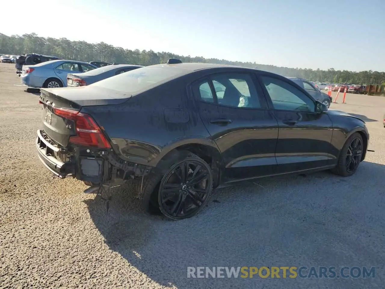 3 Photograph of a damaged car 7JRL12FH3RG319885 VOLVO S60 PLUS 2024