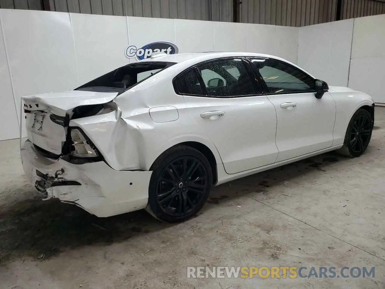 3 Photograph of a damaged car 7JRL12FH4RG288503 VOLVO S60 PLUS 2024