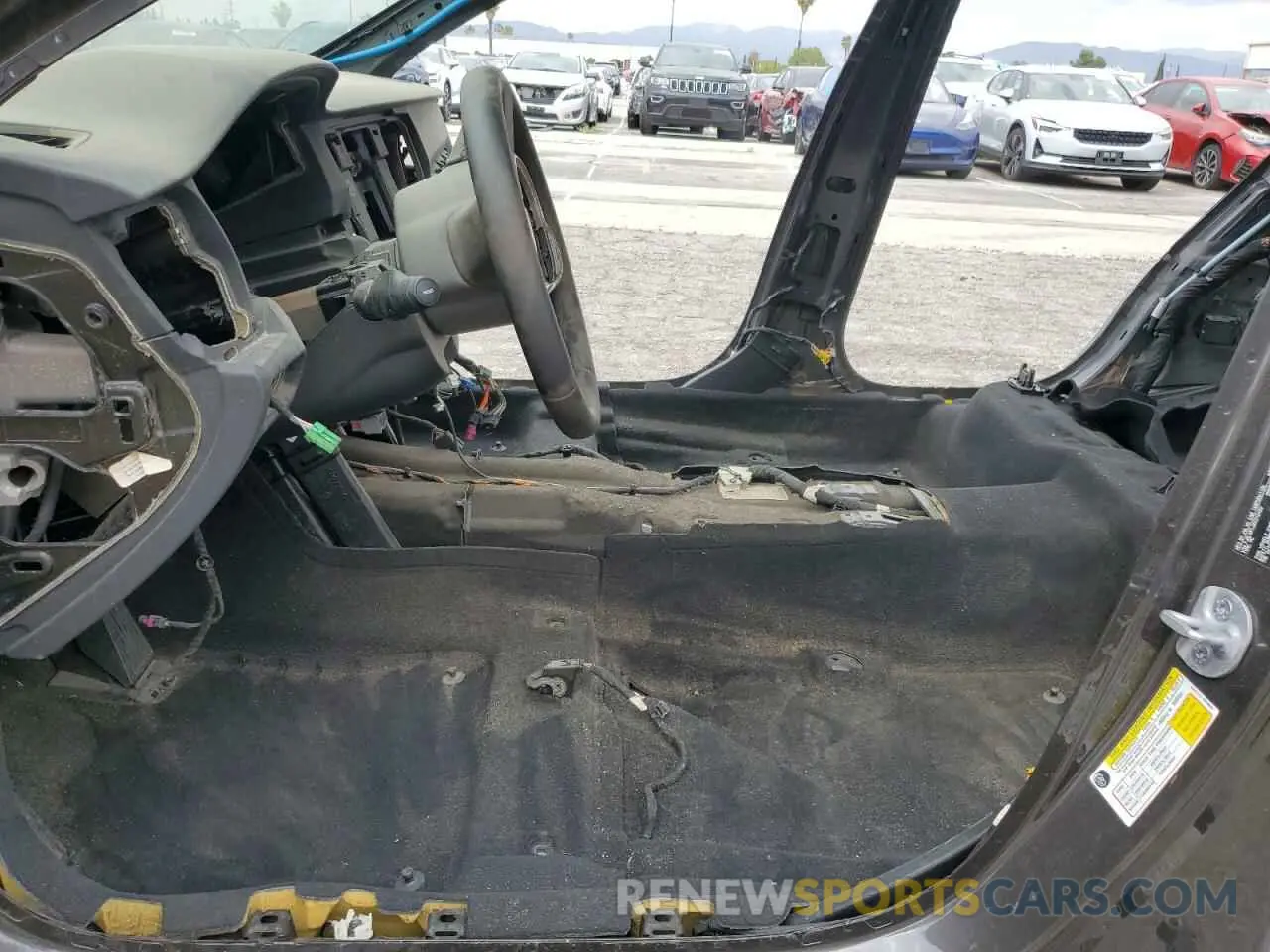 7 Photograph of a damaged car 7JRL12FL0RG312462 VOLVO S60 PLUS 2024