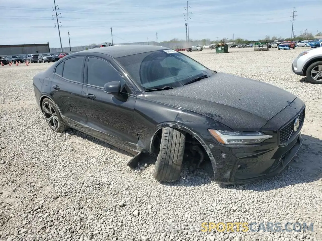 4 Photograph of a damaged car 7JRL12FL4RG303991 VOLVO S60 PLUS 2024