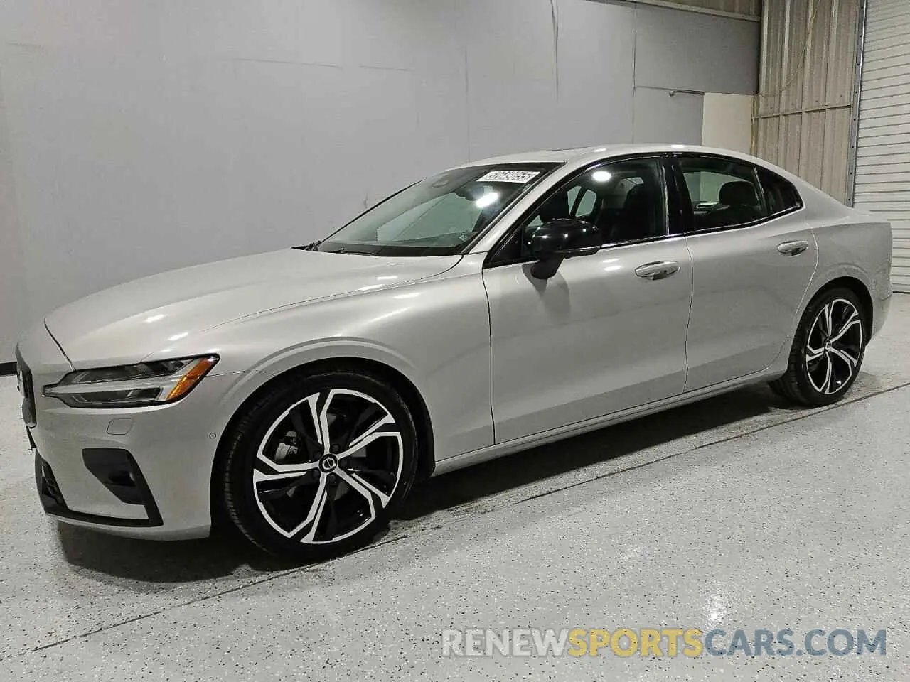 1 Photograph of a damaged car 7JRL12FL7RG306920 VOLVO S60 PLUS 2024