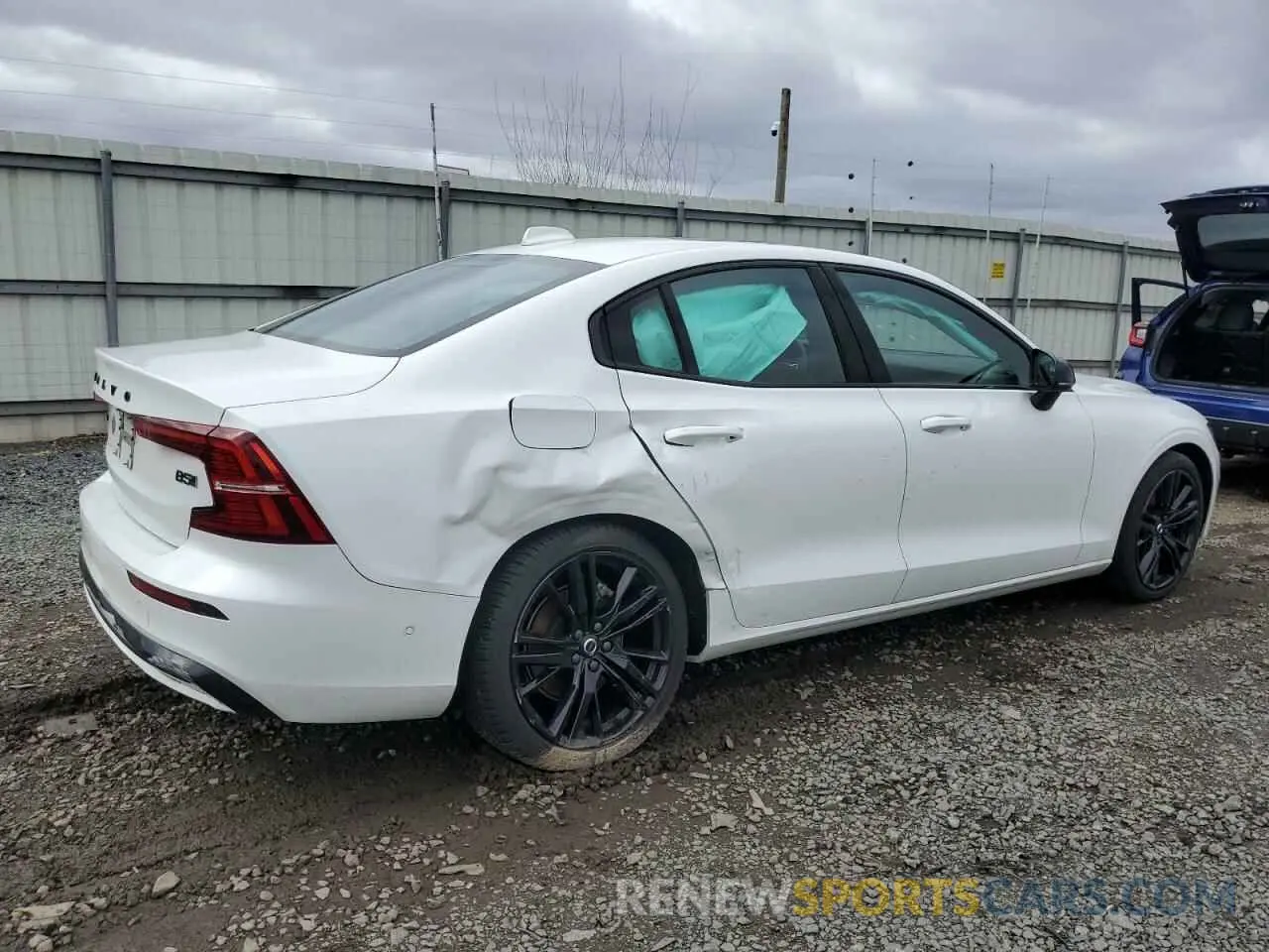 3 Photograph of a damaged car 7JRL12TH1RG298426 VOLVO S60 PLUS 2024