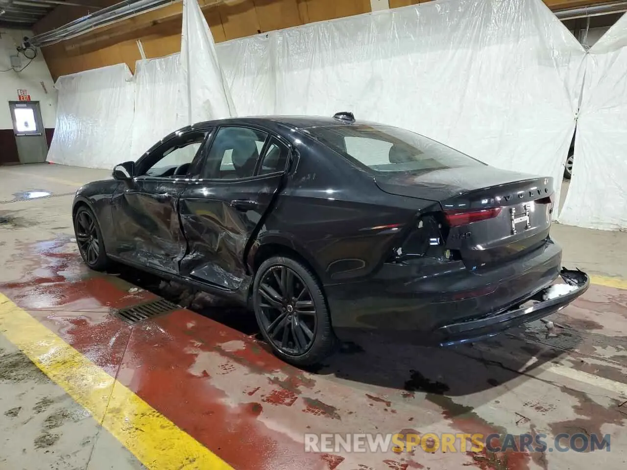 2 Photograph of a damaged car 7JRL12TH5RG308326 VOLVO S60 PLUS 2024