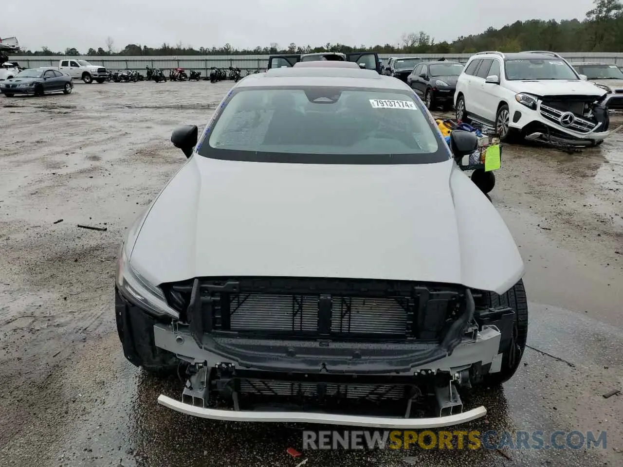 5 Photograph of a damaged car 7JRL12TL1RG322289 VOLVO S60 PLUS 2024