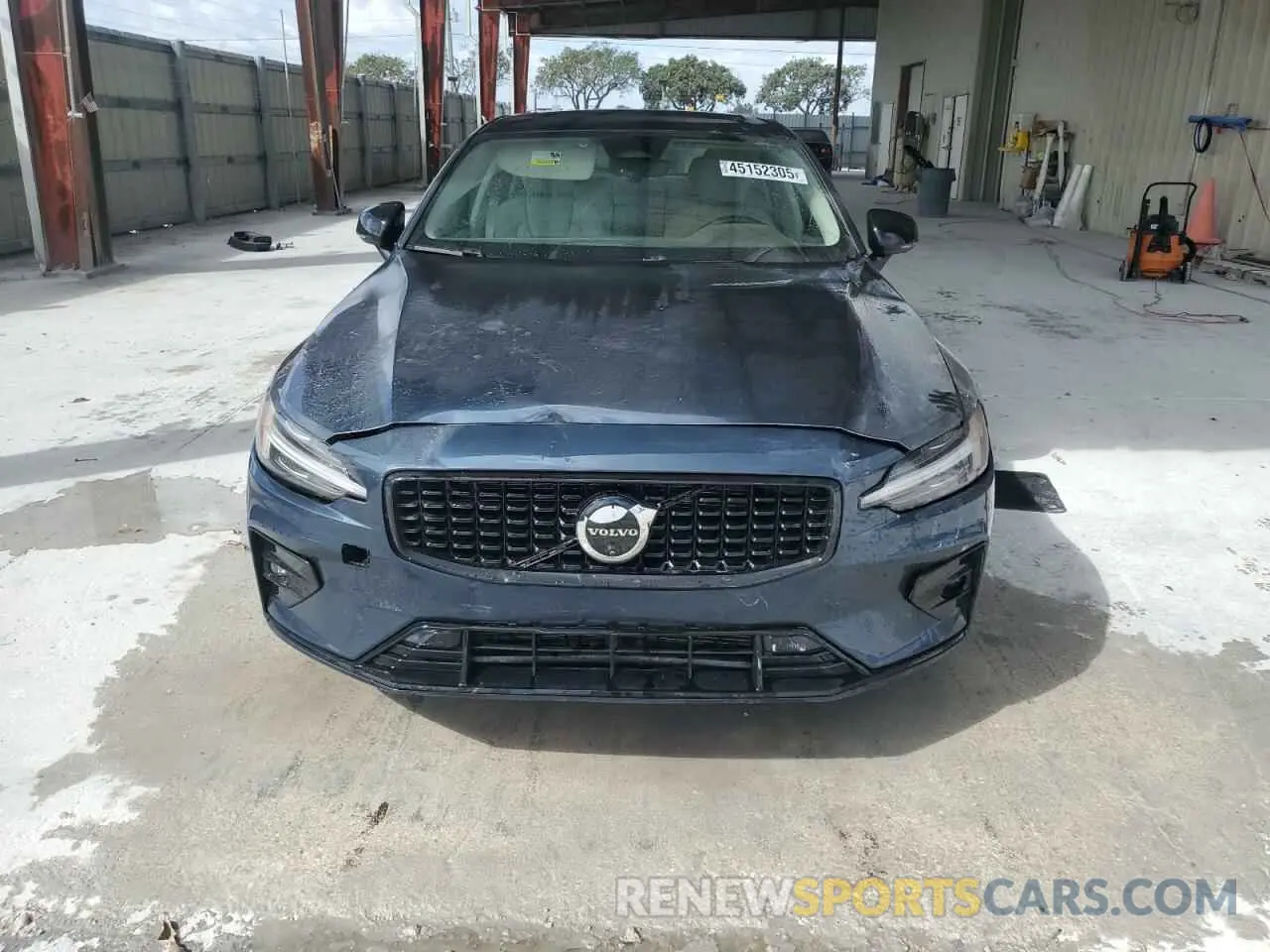 5 Photograph of a damaged car 7JRL12TL7RG288276 VOLVO S60 PLUS 2024