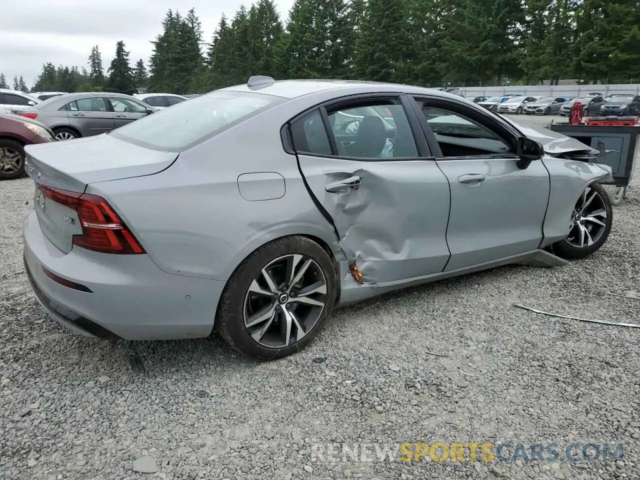 3 Photograph of a damaged car 7JRL12TL7RG314648 VOLVO S60 PLUS 2024