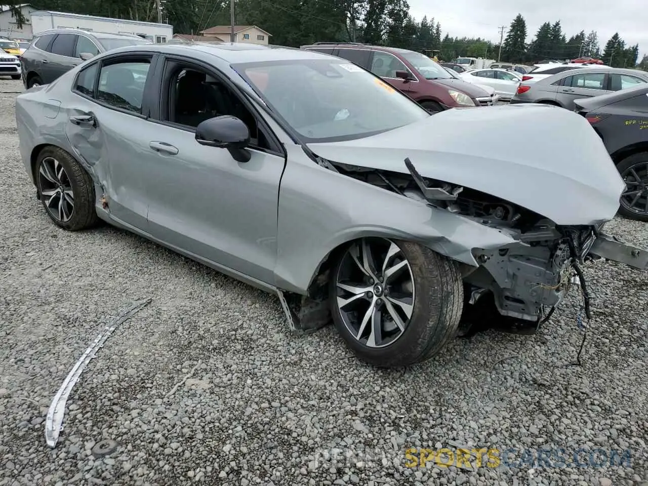 4 Photograph of a damaged car 7JRL12TL7RG314648 VOLVO S60 PLUS 2024