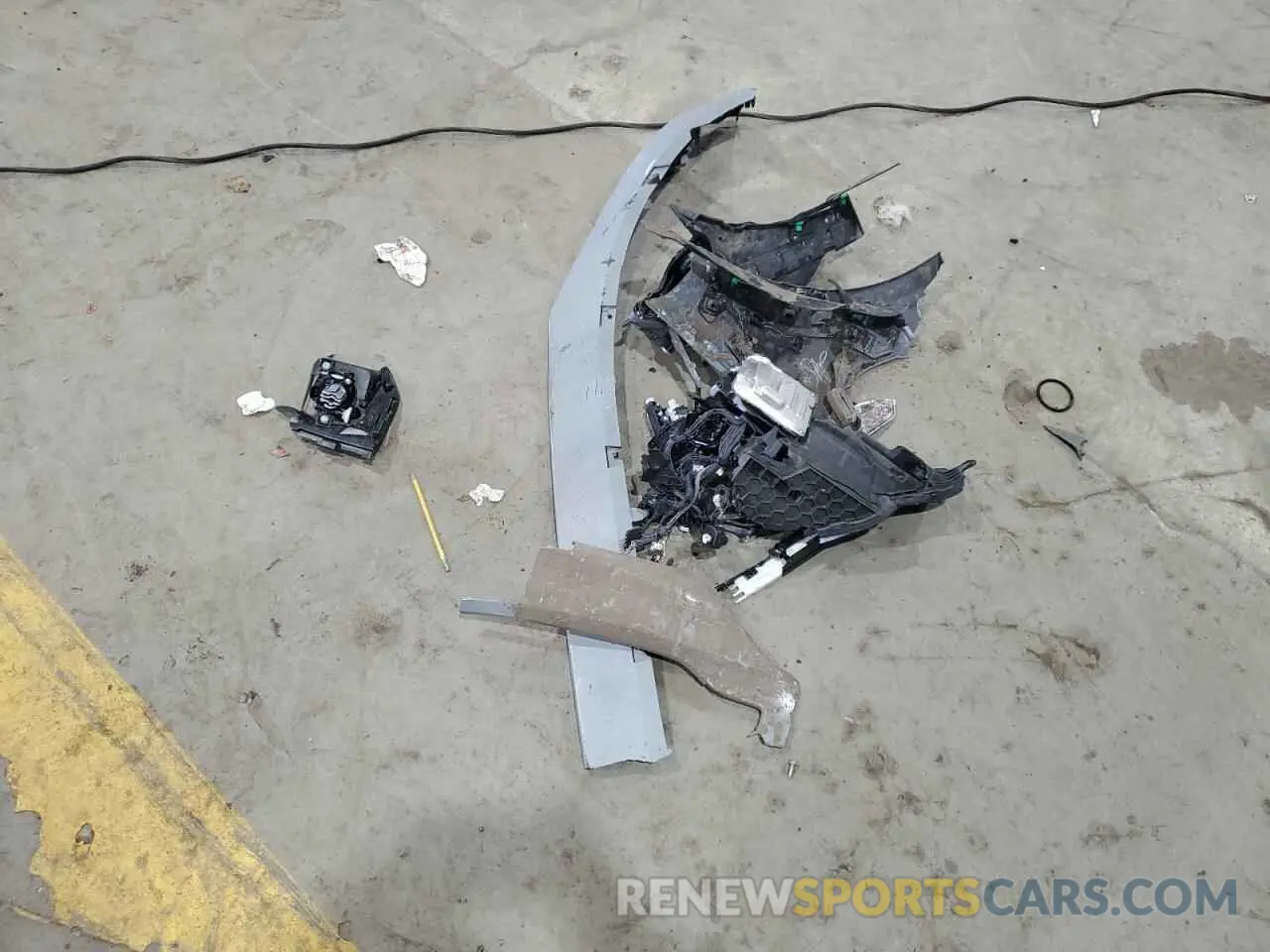 12 Photograph of a damaged car 7JRL12TL8RG282776 VOLVO S60 PLUS 2024