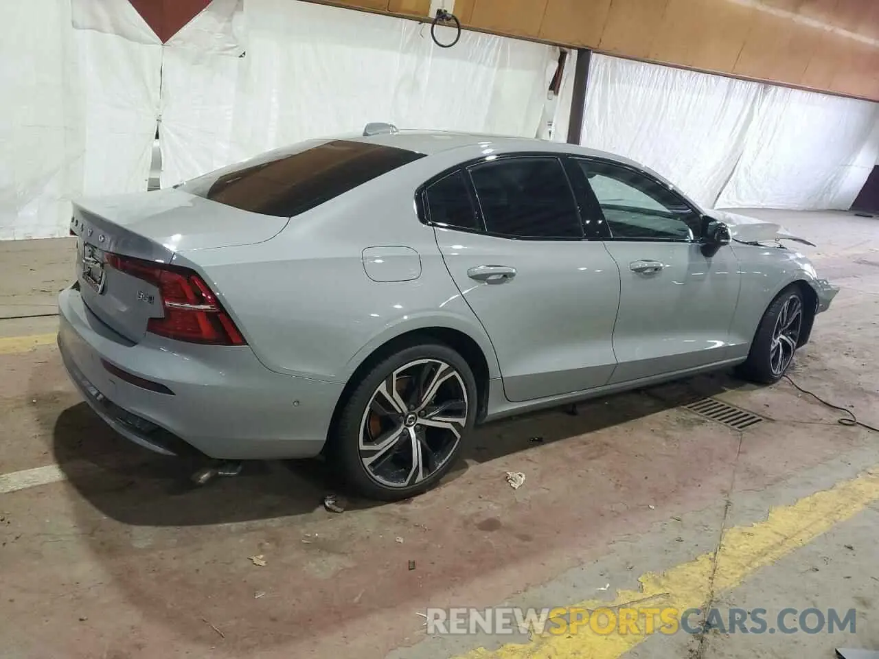 3 Photograph of a damaged car 7JRL12TL8RG282776 VOLVO S60 PLUS 2024