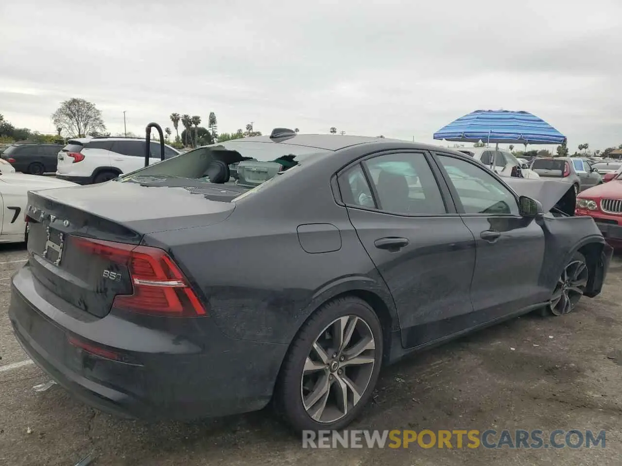 3 Photograph of a damaged car 7JRL12TL8RG315565 VOLVO S60 PLUS 2024