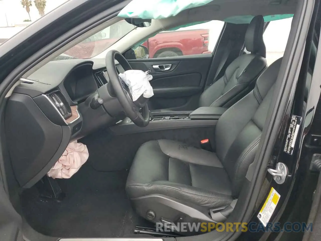 7 Photograph of a damaged car 7JRL12TL8RG315565 VOLVO S60 PLUS 2024