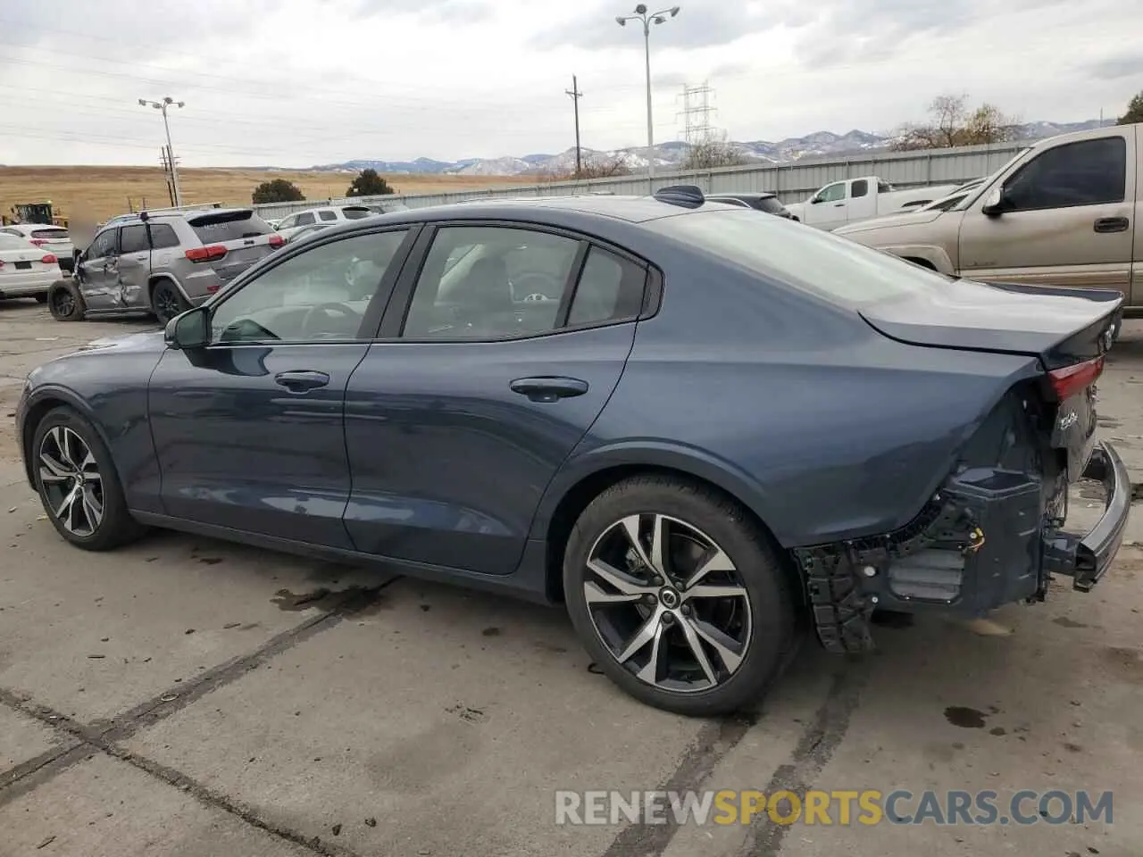 2 Photograph of a damaged car 7JRL12TL9RG313243 VOLVO S60 PLUS 2024