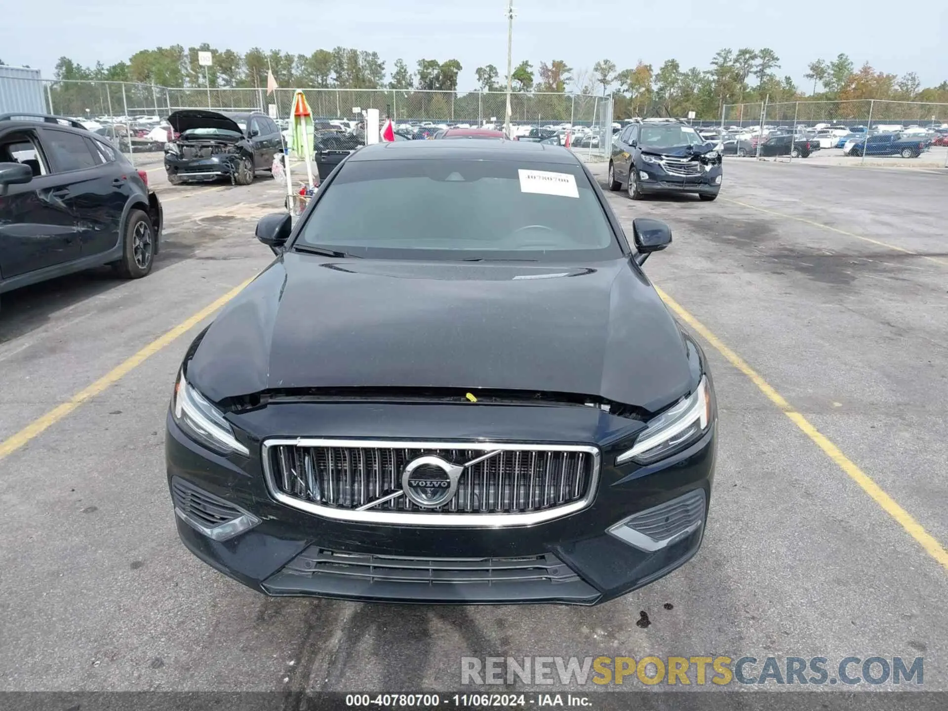12 Photograph of a damaged car 7JRBR0FL5MG123565 VOLVO S60 RECHARGE PLUG-IN HYBRID 2021
