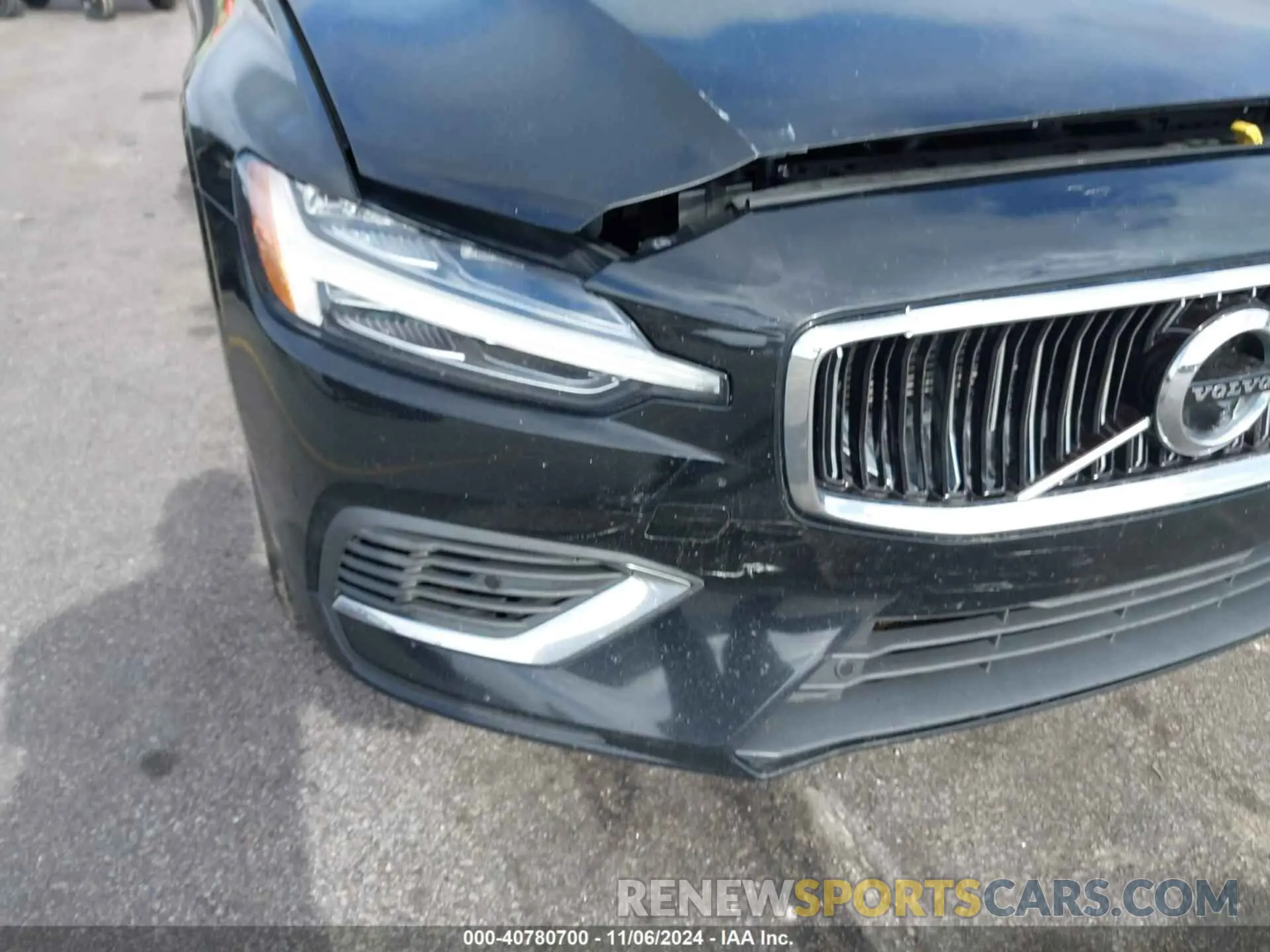 6 Photograph of a damaged car 7JRBR0FL5MG123565 VOLVO S60 RECHARGE PLUG-IN HYBRID 2021