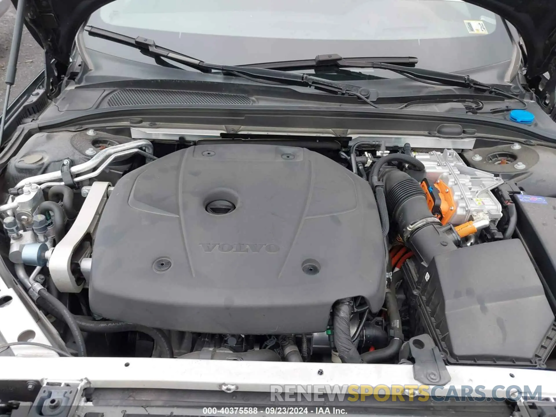 10 Photograph of a damaged car 7JRH60FD4NG192633 VOLVO S60 RECHARGE PLUG-IN HYBRID 2022