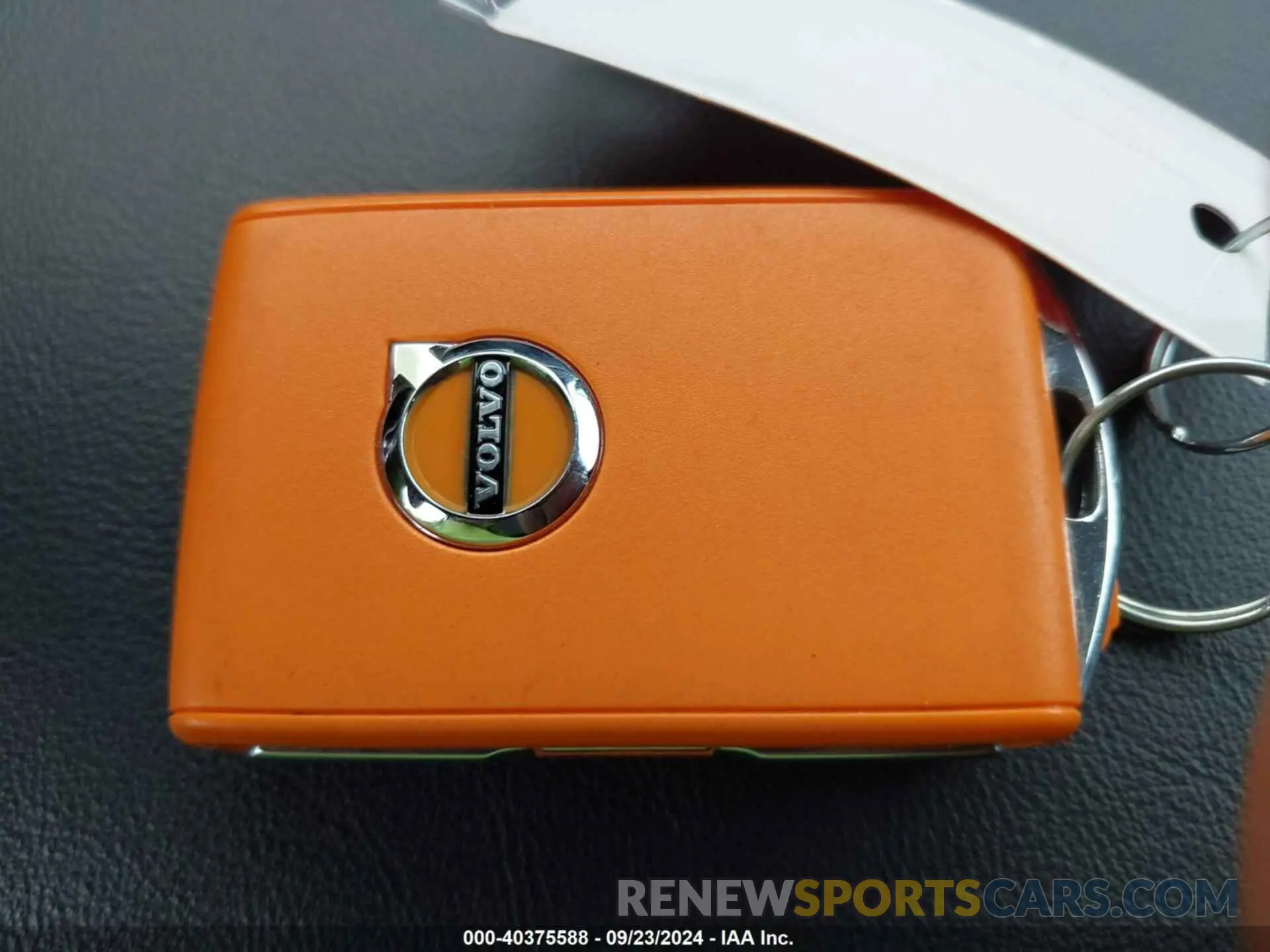 11 Photograph of a damaged car 7JRH60FD4NG192633 VOLVO S60 RECHARGE PLUG-IN HYBRID 2022