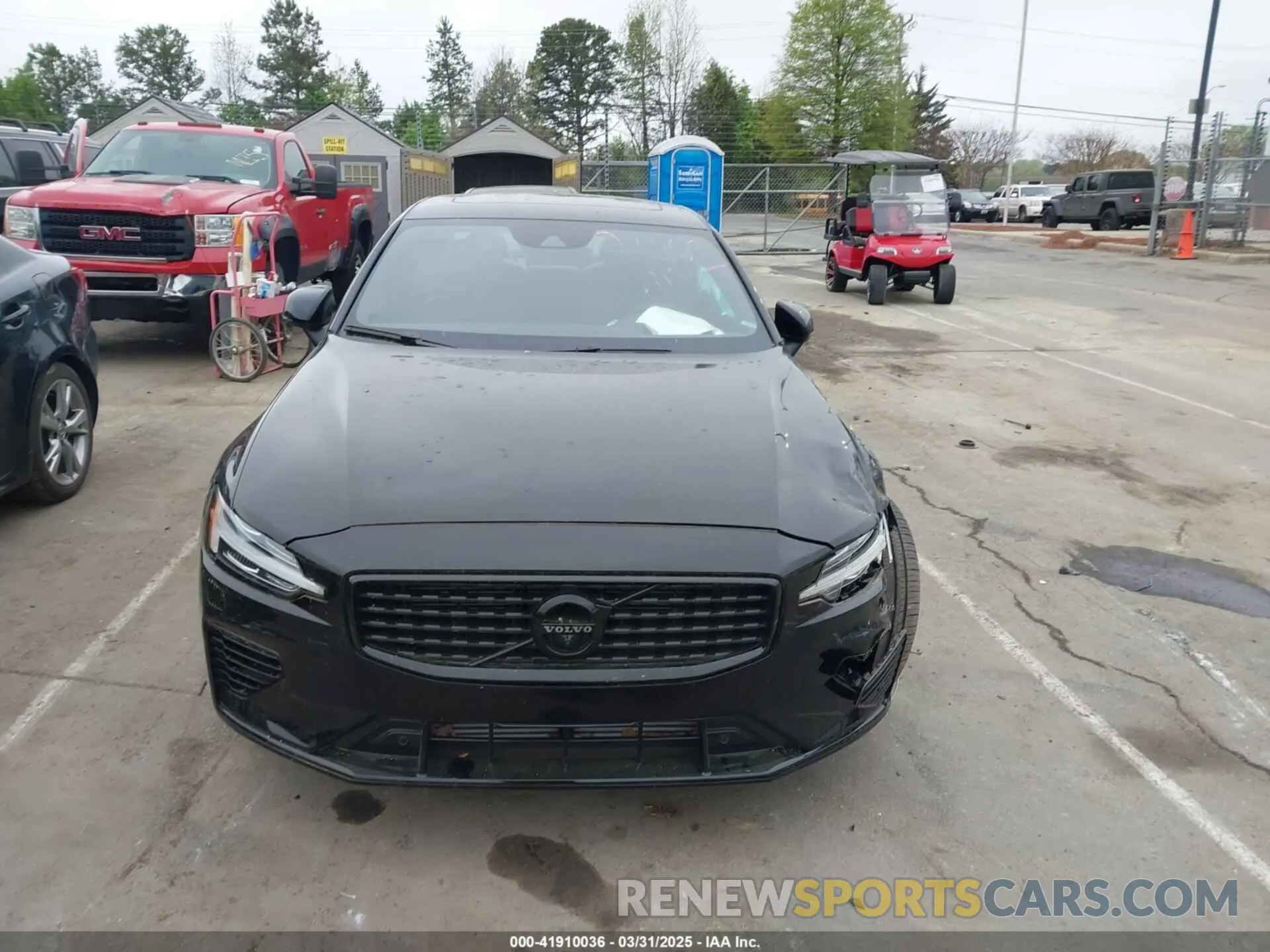 12 Photograph of a damaged car 7JRH60FD6NG192469 VOLVO S60 RECHARGE PLUG-IN HYBRID 2022