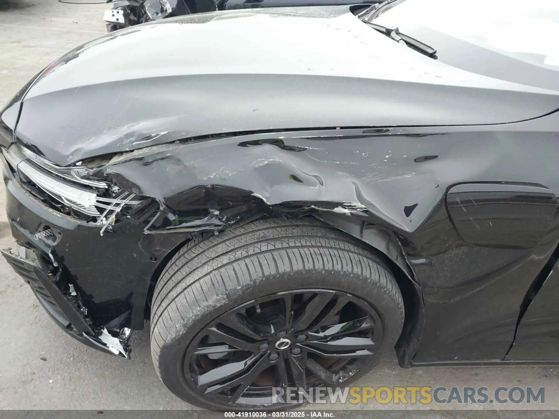 6 Photograph of a damaged car 7JRH60FD6NG192469 VOLVO S60 RECHARGE PLUG-IN HYBRID 2022