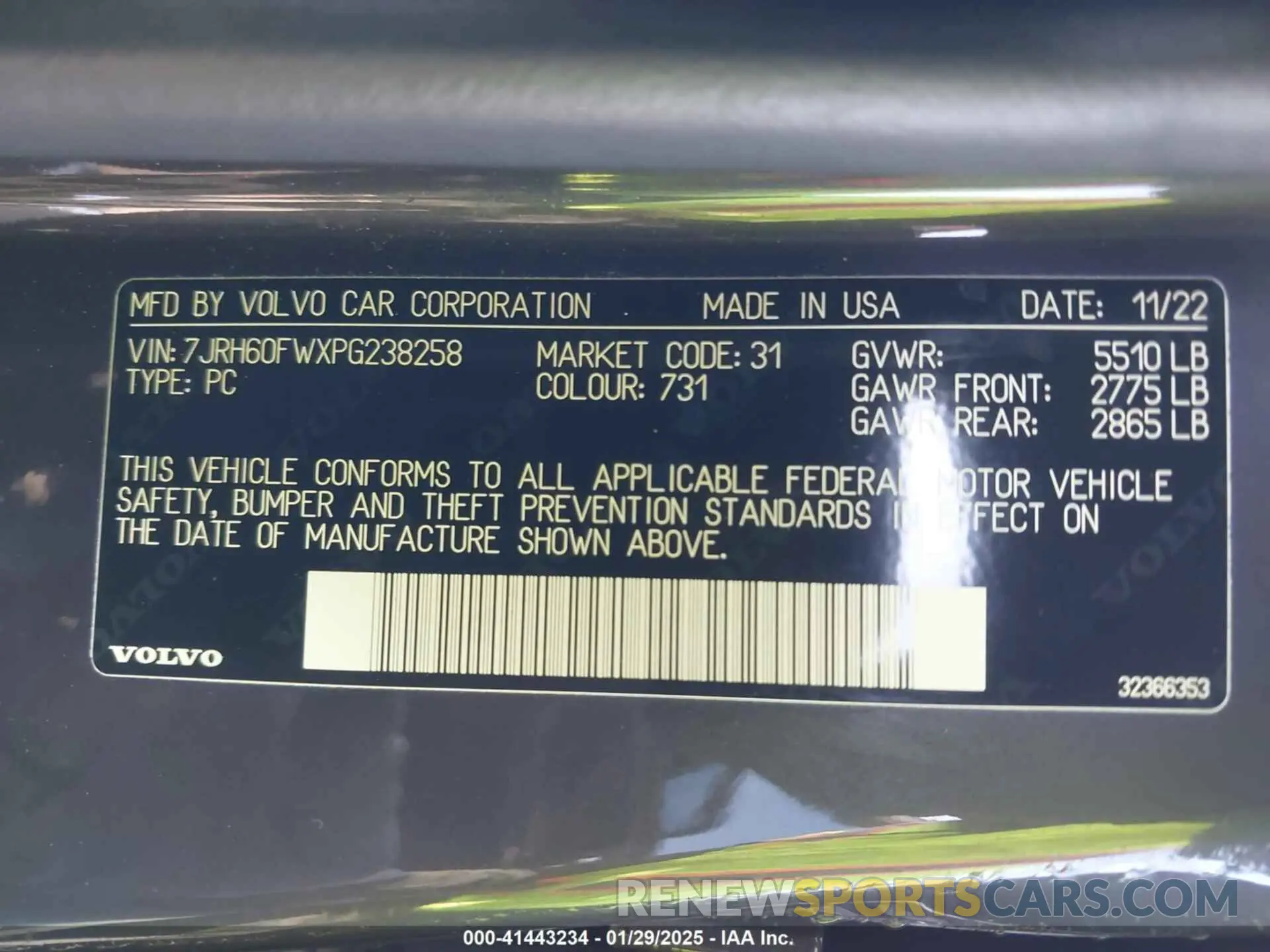 9 Photograph of a damaged car 7JRH60FWXPG238258 VOLVO S60 RECHARGE PLUG-IN HYBRID 2023