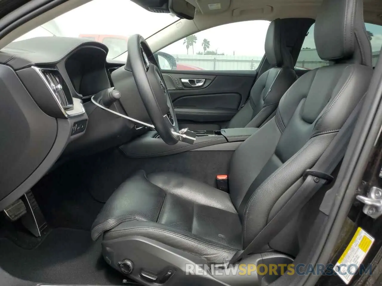 7 Photograph of a damaged car 7JRBR0FL0NG165837 VOLVO S60 T8 REC 2022