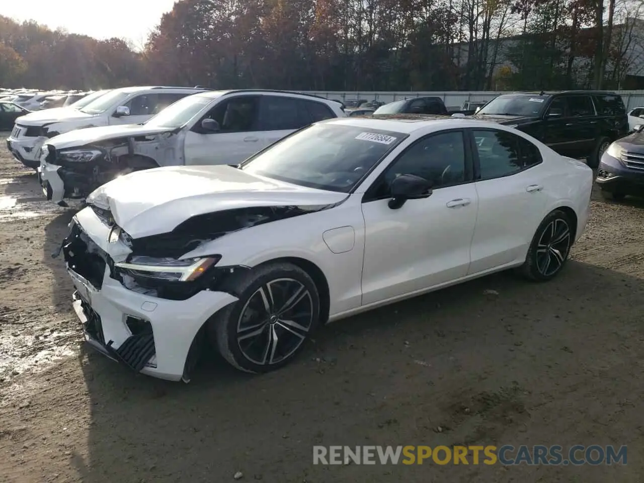 1 Photograph of a damaged car 7JRBR0FM5NG173957 VOLVO S60 T8 REC 2022