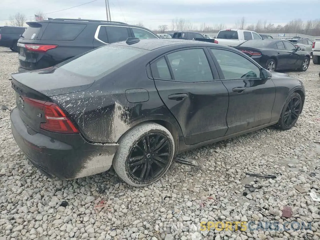 3 Photograph of a damaged car 7JRH60FD3NG192526 VOLVO S60 T8 REC 2022