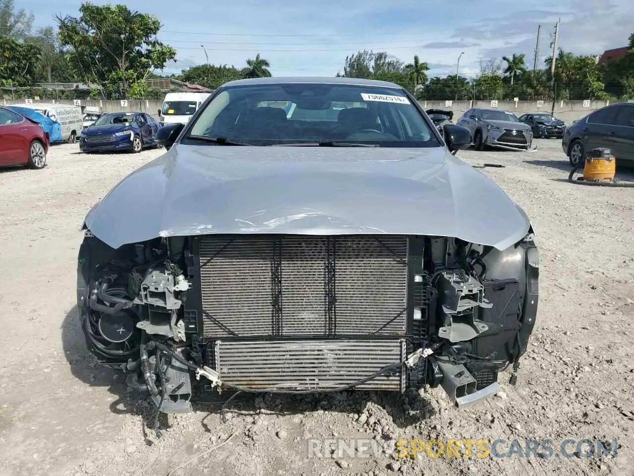 5 Photograph of a damaged car 7JRH60FZ1NG192245 VOLVO S60 T8 REC 2022