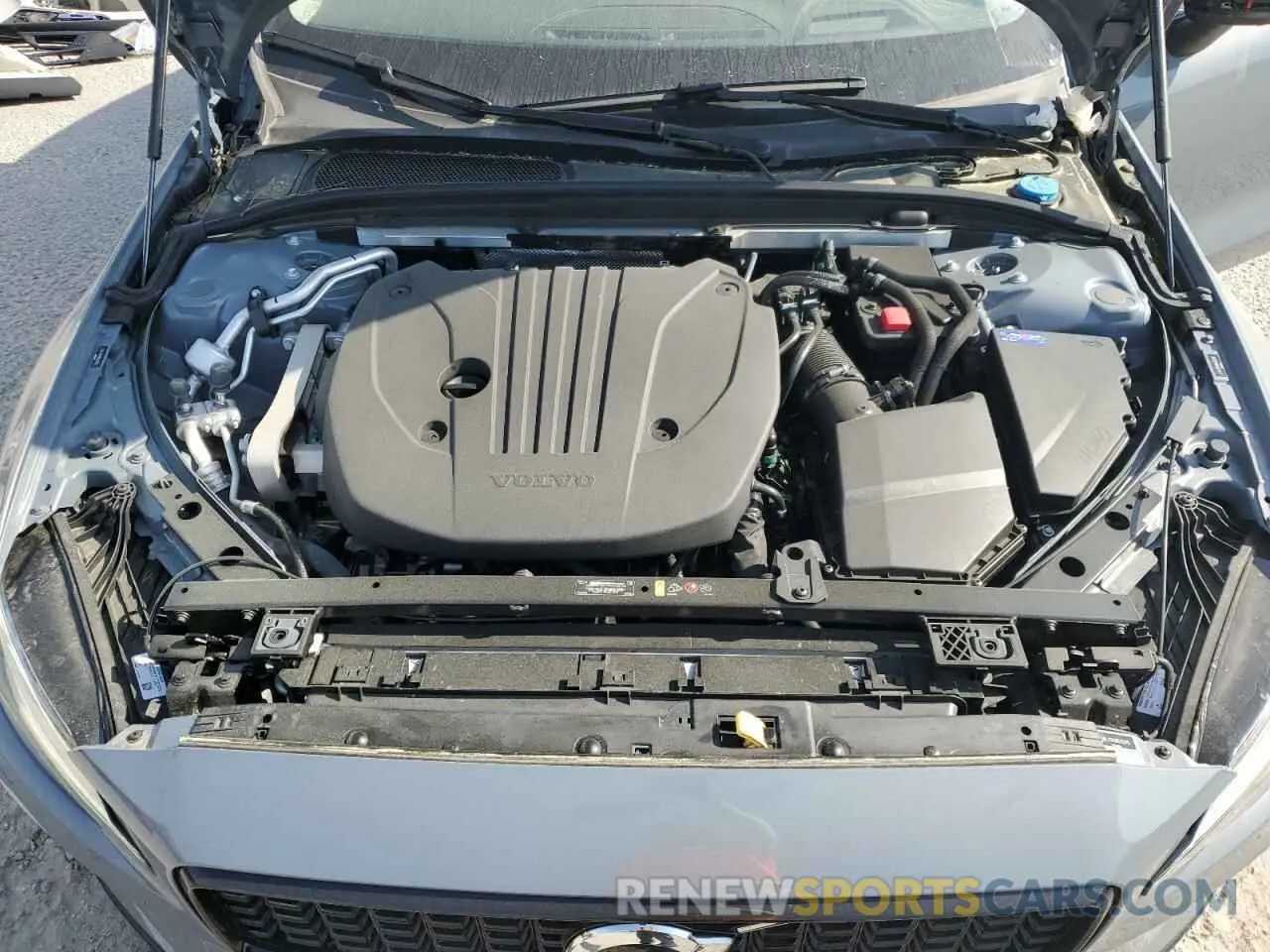 11 Photograph of a damaged car 7JRL12TM2RG323315 VOLVO S60 ULTIMA 2024