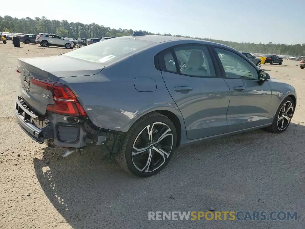 3 Photograph of a damaged car 7JRL12TM2RG323315 VOLVO S60 ULTIMA 2024