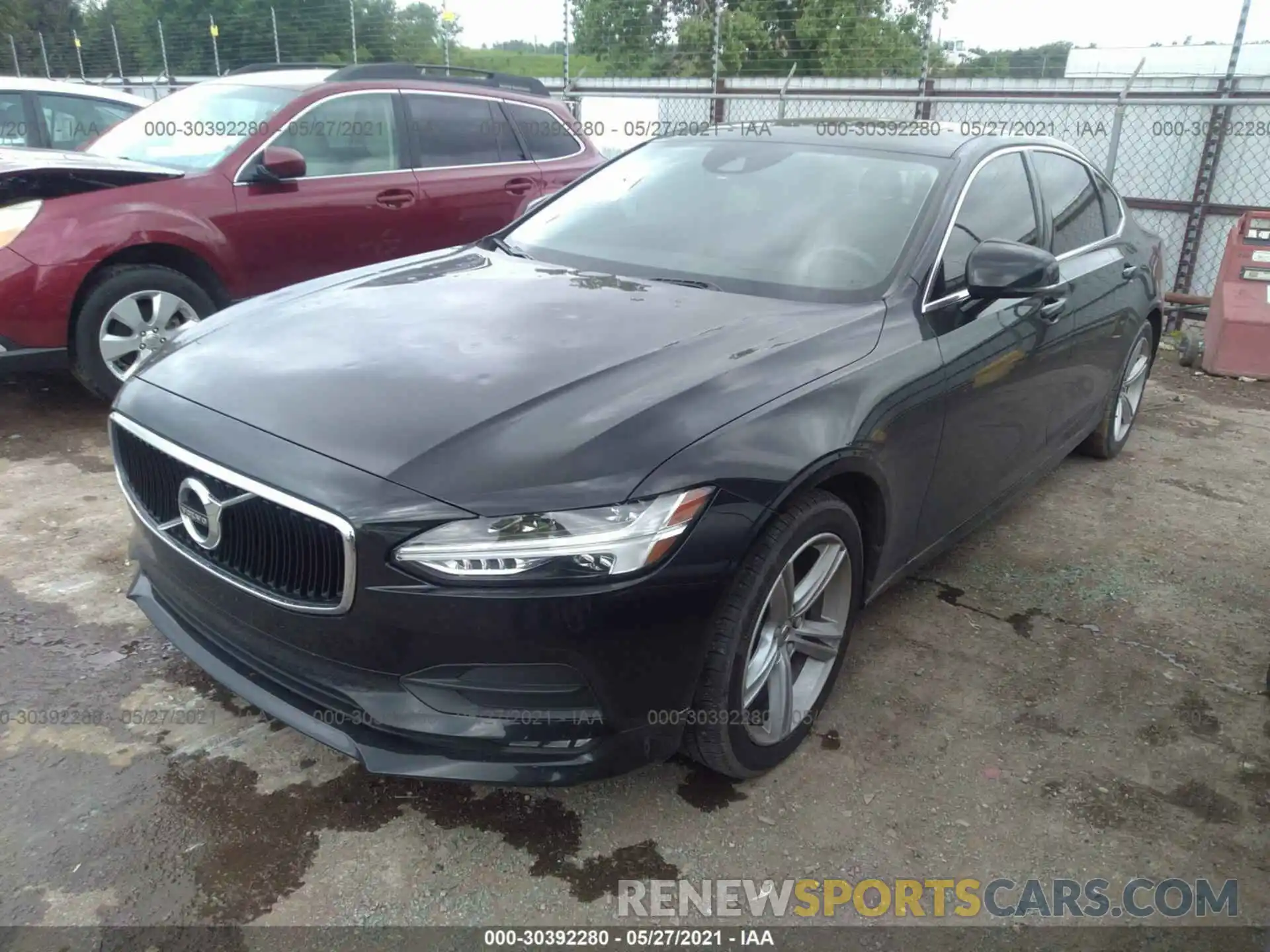 2 Photograph of a damaged car LVY102AK0KP106287 VOLVO S90 2019