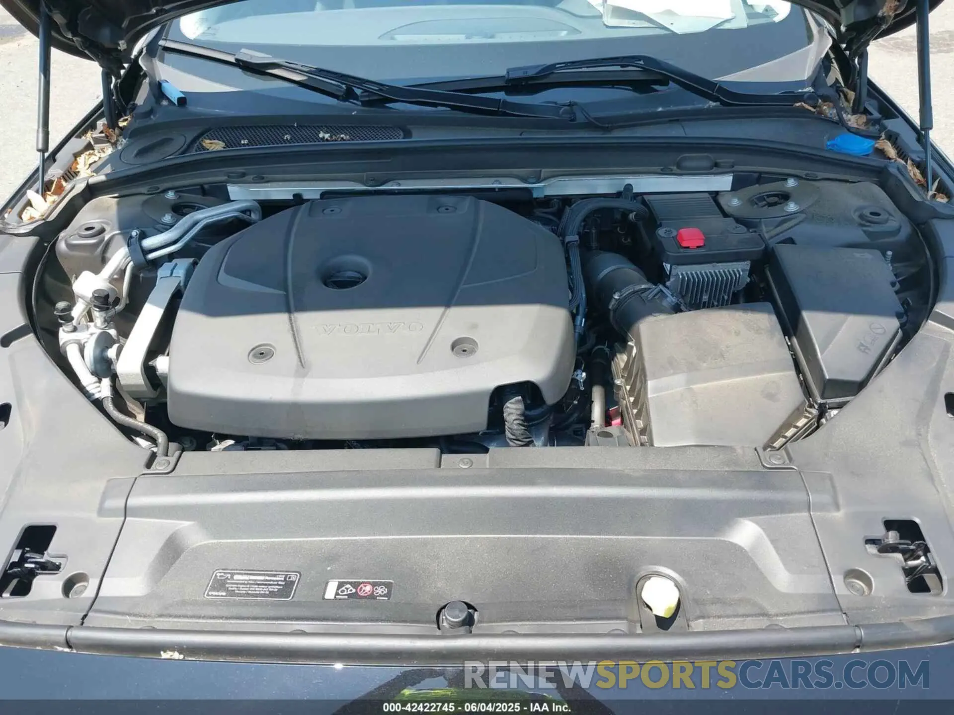 10 Photograph of a damaged car LVY102AK1KP079116 VOLVO S90 2019