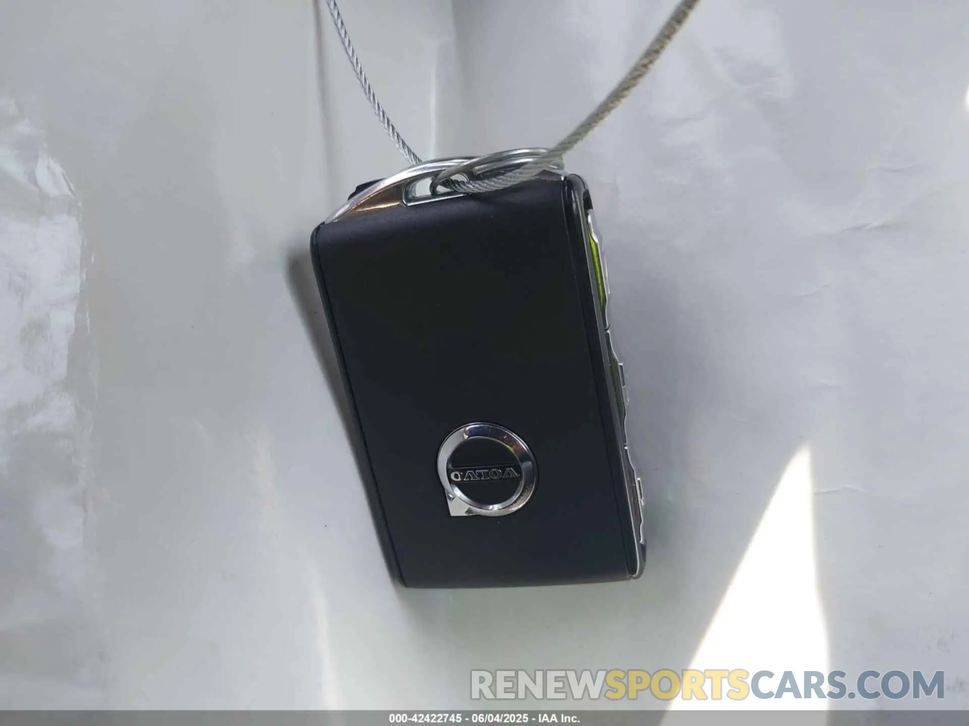 11 Photograph of a damaged car LVY102AK1KP079116 VOLVO S90 2019