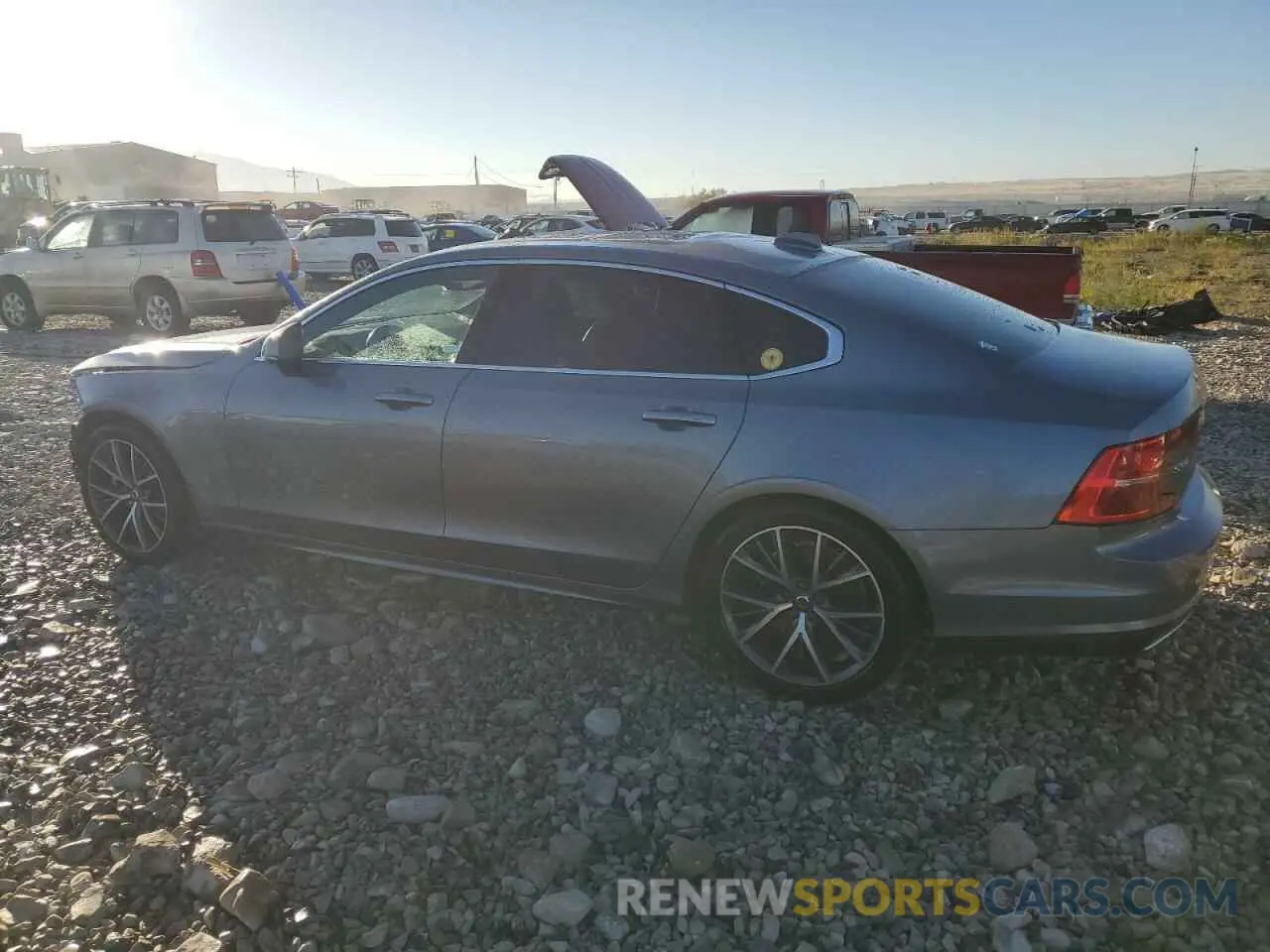 2 Photograph of a damaged car LVY102AK9KP081261 VOLVO S90 2019