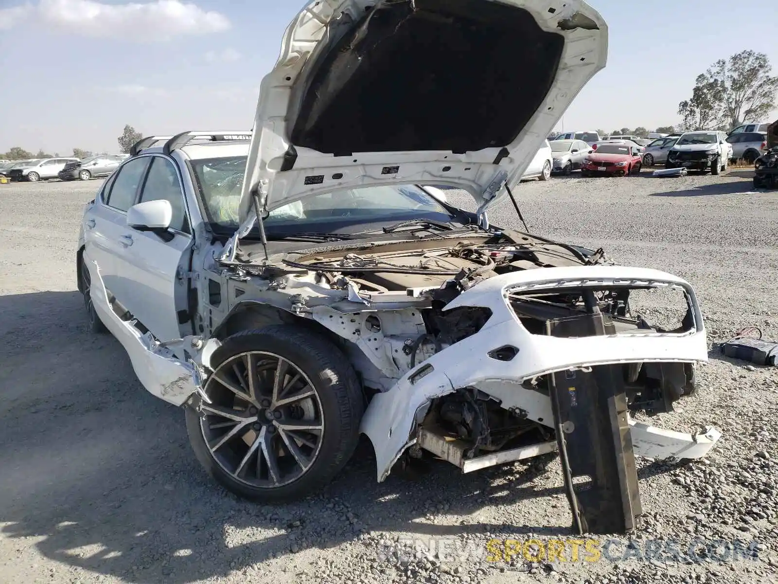 9 Photograph of a damaged car LVYA22MK5KP079450 VOLVO S90 2019