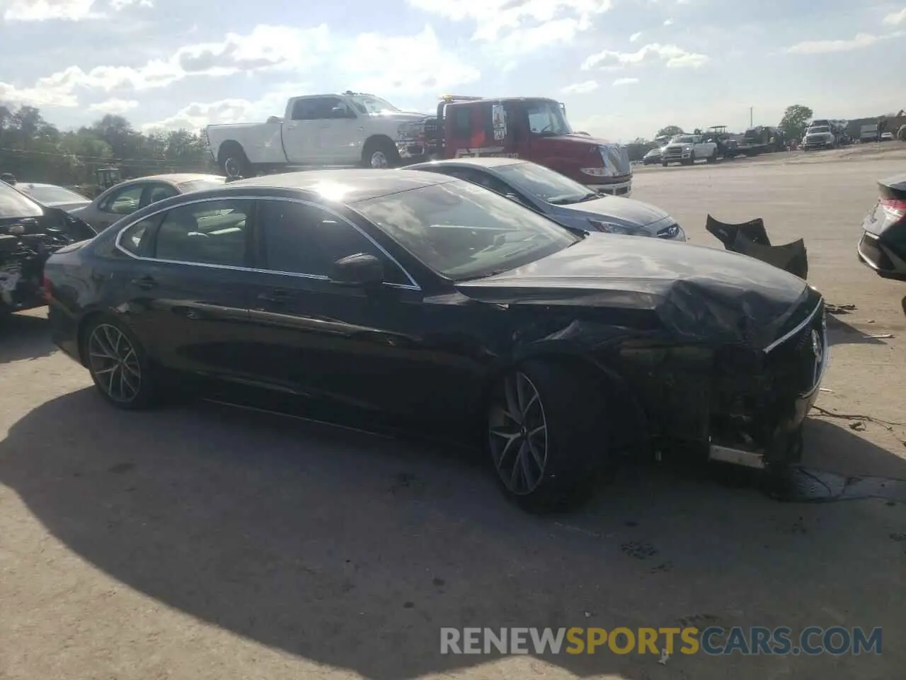 4 Photograph of a damaged car LVYA22MK9KP082108 VOLVO S90 2019