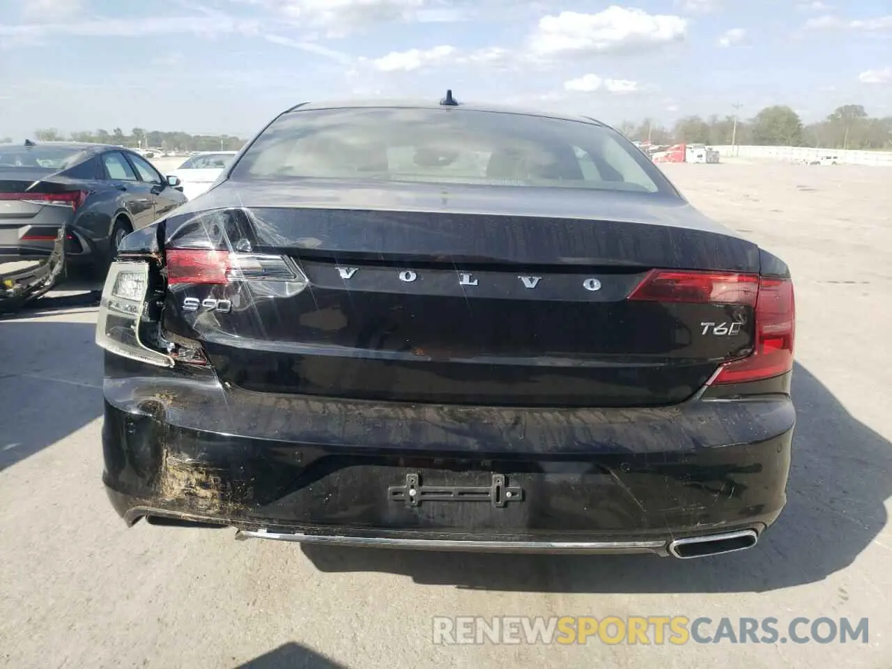 6 Photograph of a damaged car LVYA22MK9KP082108 VOLVO S90 2019