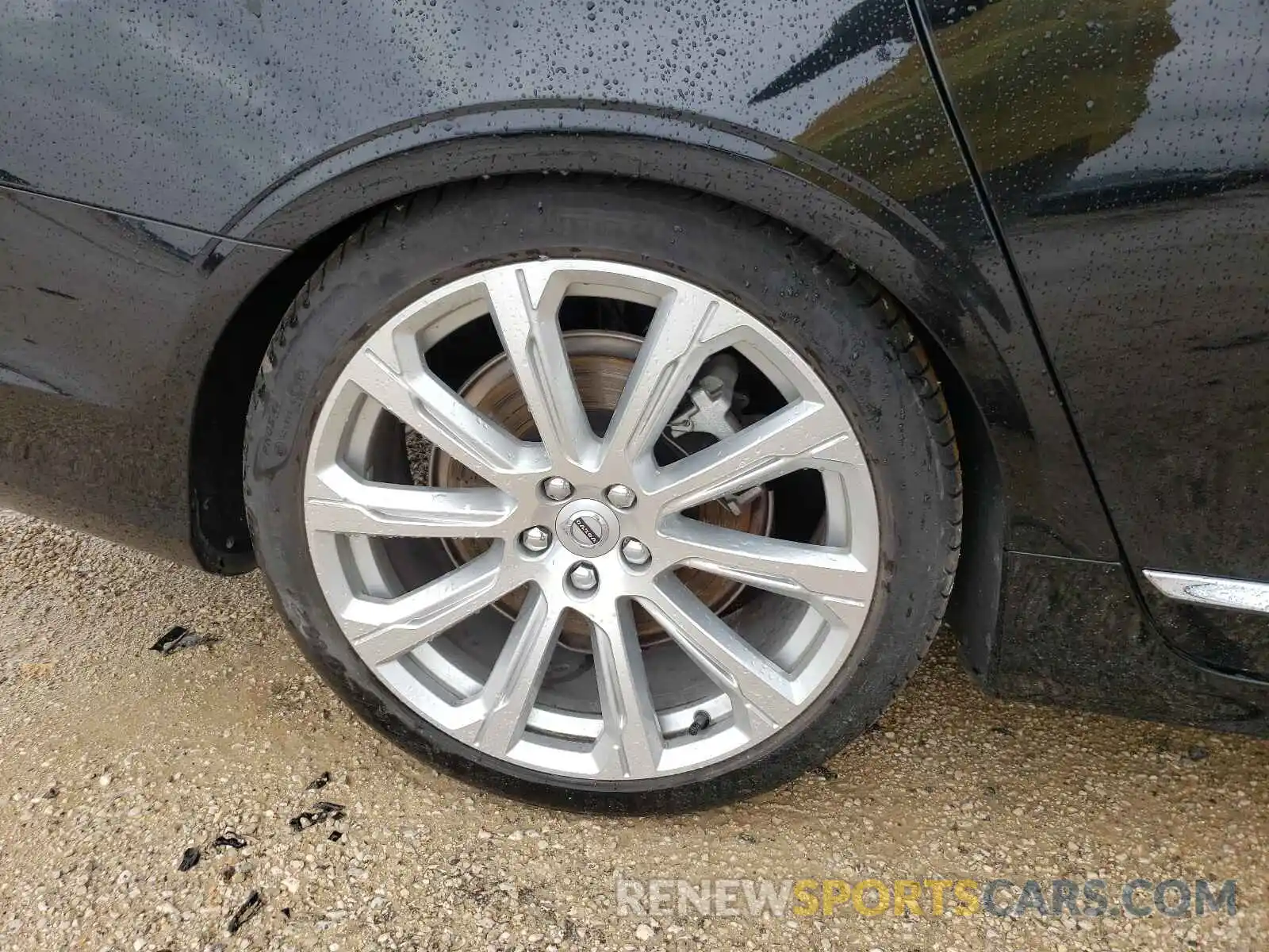 9 Photograph of a damaged car LVYBR0AL0KP084685 VOLVO S90 2019