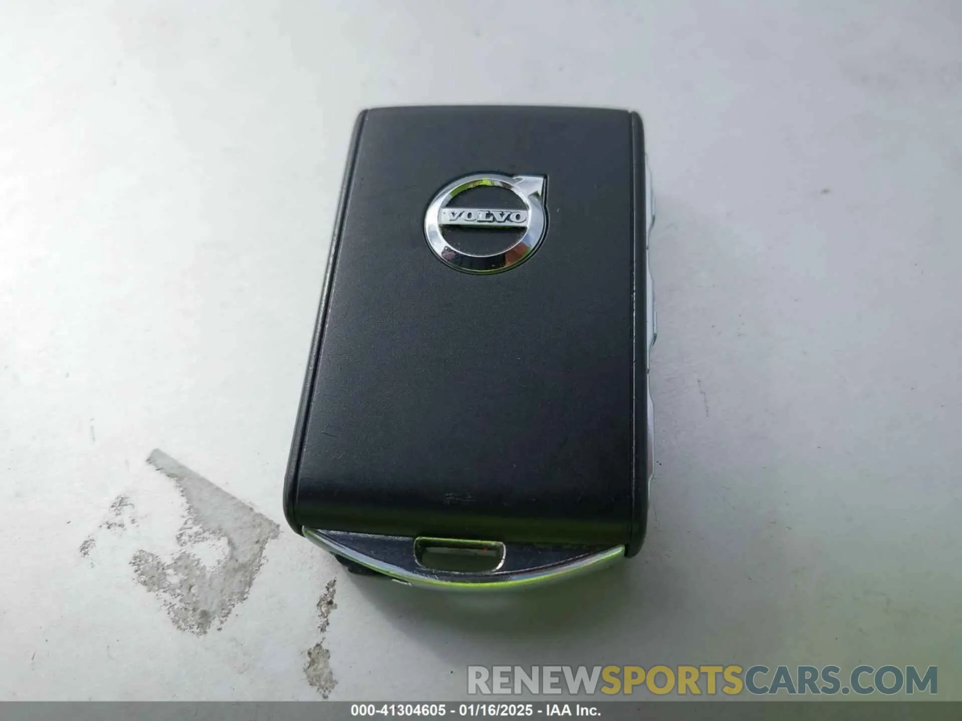 11 Photograph of a damaged car LVYA22MT1LP176266 VOLVO S90 2020