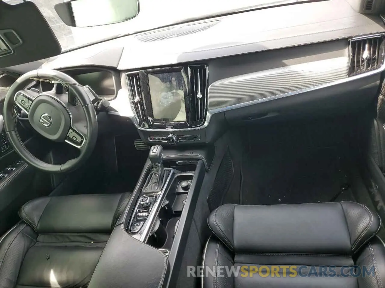 8 Photograph of a damaged car LVYA22MT4LP172521 VOLVO S90 2020